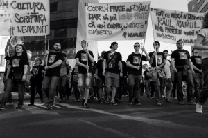 &rdquo;Presa rom&acirc;nă plină de minciună&rdquo;?...studiu de caz, protestele de s&acirc;mbăta trecută