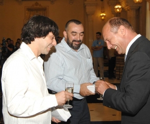 La mulţi ani Traian Băsescu !